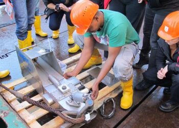 A CPR (Continuous Plankton Recorder) is being prepared for deployment