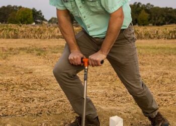 Gerson Drescher Collecting Soil Samples