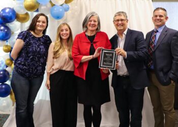 Vineyard Cares Business of the Year presented to Huntsman Cancer