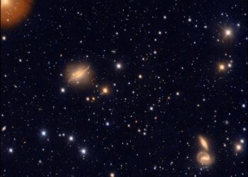 ESO 510-G13 galaxy