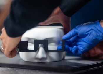 Prototype of the compact augmented reality glasses