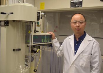 Purdue pharmacy researcher receives $2.4 million NIH grant to fight antimicrobial-resistant lung infections