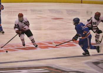 Tthe University of Georgia takes on the University of Florida in the 2016 Savannah Tire Hockey Classic