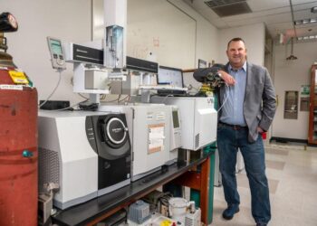 UTA chemist developing method to recycle more plastics