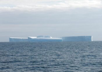 Icebergs near Antarctica