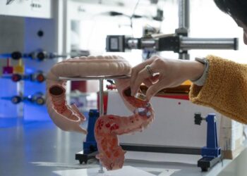 Utilizing wearable electronics and AI, new ingestible sensors provide real-time 3D monitoring of gastrointestinal health