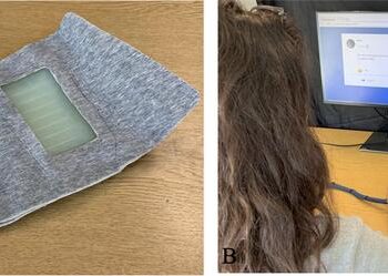 Tactile emoticons: Conveying social emotions and intentions with manual and robotic tactile feedback during social media communications