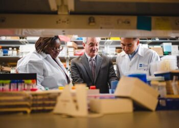 (Center) Dr. David Weiner and lab staff at The Wistar Institute.