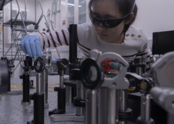 Atomic optical antennas in solids