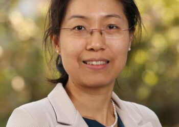 Associate Professor Yulie Men