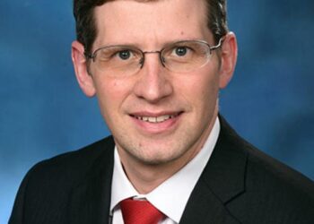 R. Frank Henn, III, MD