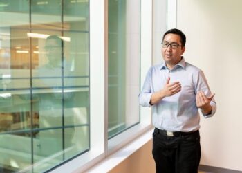 Serotonin uptake regulates ependymoma tumor growth