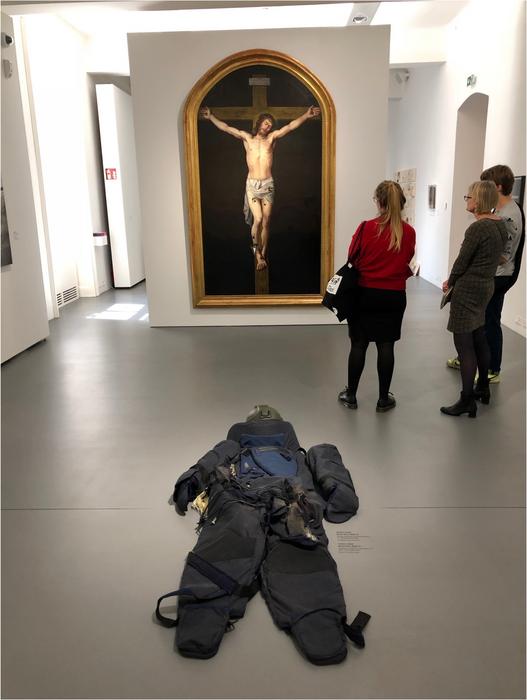 Members of the curatorial staff at Dom Museum Wien and researchers from the University of Vienna, Faculty of Psychology examine artworks from the exhibition"Show Me Your Wound" (Zeig mir deine Wunde; J. Schwanberg and K. Speidel, curators; Dom Museum Wie