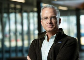 Geochemist Kevin Rosso
