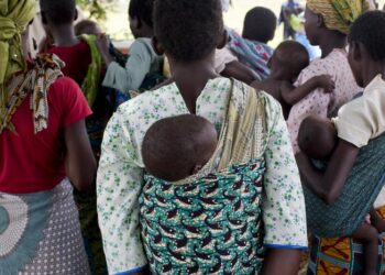 African women and children