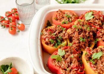 Mediterranean Stuffed Peppers