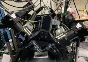 Polarized dual view lightsheet microscope