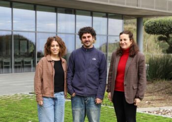 Sandra Castillo, Xabier Perosanz and Mariona Graupera from the Josep Carreras Institute