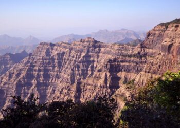 Thick basaltic rock sequences of the West Indian Deccan Trap volcanic rocks