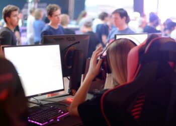 Female gamer