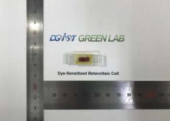 A safe nuclear battery that could last a lifetime