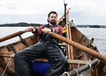 Greer Jarrett sailing