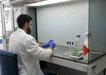 Evolutionary rescue: The solution for microbial communities to survive environmental stress is self-sufficiency