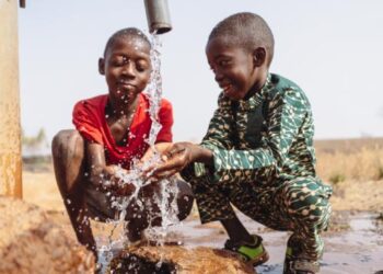 Mobile, low-cost arsenic detection tool for safe water