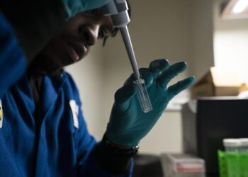Dr. Girgis Obaid lab photo 1