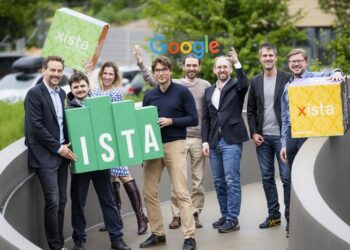 Representatives from ISTA, xista, and Google