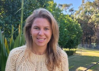 Associate Professor Fleur Ponton