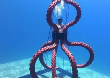 Octopus-Inspired Underwater Gripper Features Rapid Stiffness Control for Enhanced Upward Transport in Robotics — Technology and Engineering