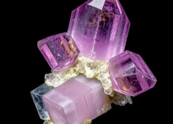 Crystal Dislocations Govern Sc Incorporation in Hydrothermally Modified Beryl