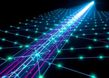 Insulator-Free Topological Photonic Multi-Lane Highways Pave the Way for Light