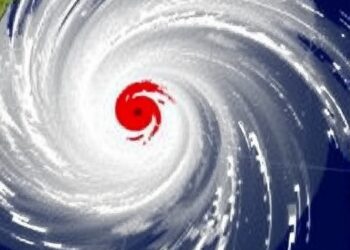 Hurricane Hunter Data Reveal Early Warning Signs of Tropical Cyclone Intensification