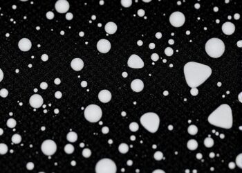 Multiscale Silica–Polydopamine Coatings Strengthen Carbon Fiber Interfaces in Thermoplastic Composites