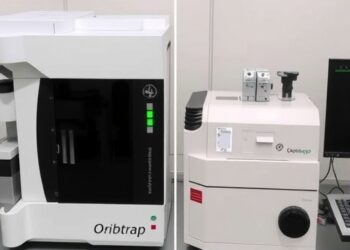 Orbitrap and FT-ICR Mass Spectrometry Compared for Analyzing Dissolved Organic Matter
