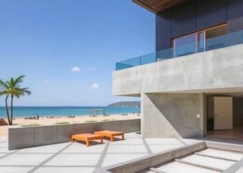 Recycled Foam and Seawater Enable Lightweight Concrete with Thermal and Acoustic Benefits