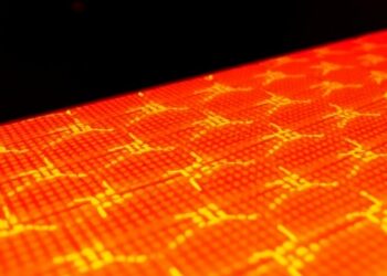 Residue-Controlled Laser Patterning Enables Scalable Fabrication of High-EQE Stretchable OLEDs