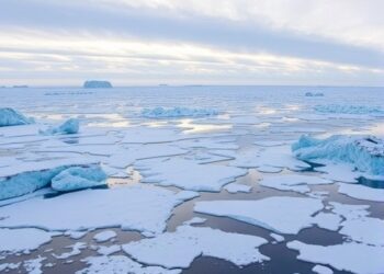 Study finds melting sea ice and Arctic Ocean combine to form clouds