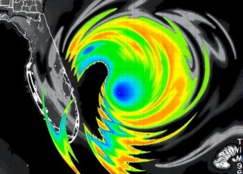X-band phased-array radar assimilation sharpens high-resolution simulation of a weak westerly tornado