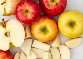 Waste Apples Turned Into Lactic and Succinic Acids at Pilot Scale