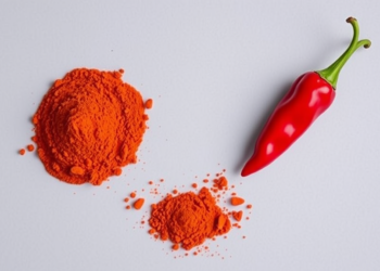 Korean Red Pepper Powders Reveal Striking Metabolic Differences Between Cultivars