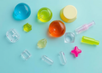 Plastic Color Shapes How Aged Microplastics Soak Up Antibiotics