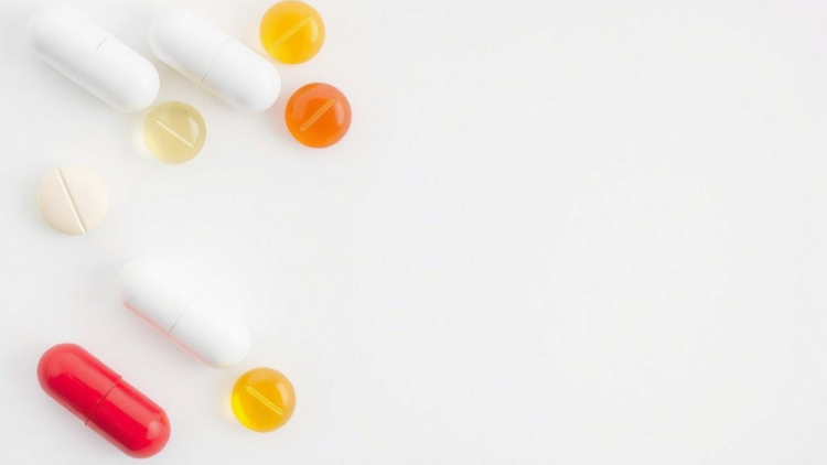 Drug Interactions and Side Effects Shape Safe Prescribing of Lung Cancer Pills