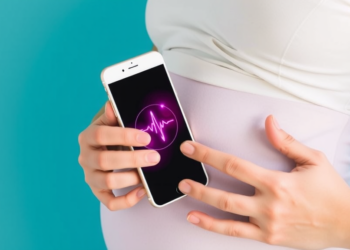 Mobile Phones in Pregnancy: Landmark Review Finds Signals for Fetal Heart and Preterm Birth