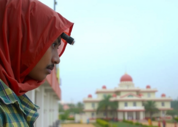 Mapping the Hidden Loops That Keep a Bangladeshi Campus Hooked on Plastic