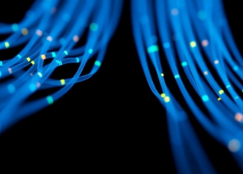 Dual-Comb Fiber Imaging With Deep Learning Hits Video-Rate Single-Pixel Views