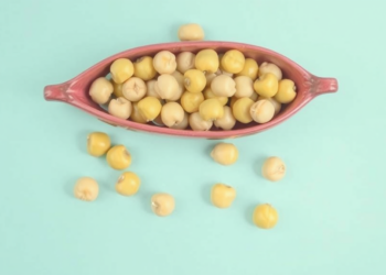 Chickpea Varieties Reveal Metabolic Secrets of Zinc Tolerance