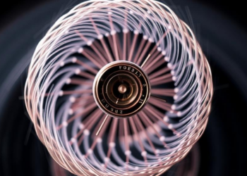 Shape and Spin: How Particle Geometry Rewrites the Rules of Optical Tweezers